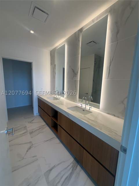 1400 Biscayne Blvd 209, Miami FL - photo 15 of 23