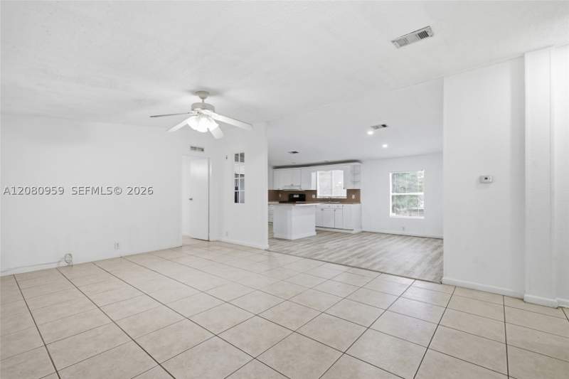 4 bedroom MobileHome at 19800 SW 180th Ave Unit # 477, Americana Village Condo, Miami — photo 4