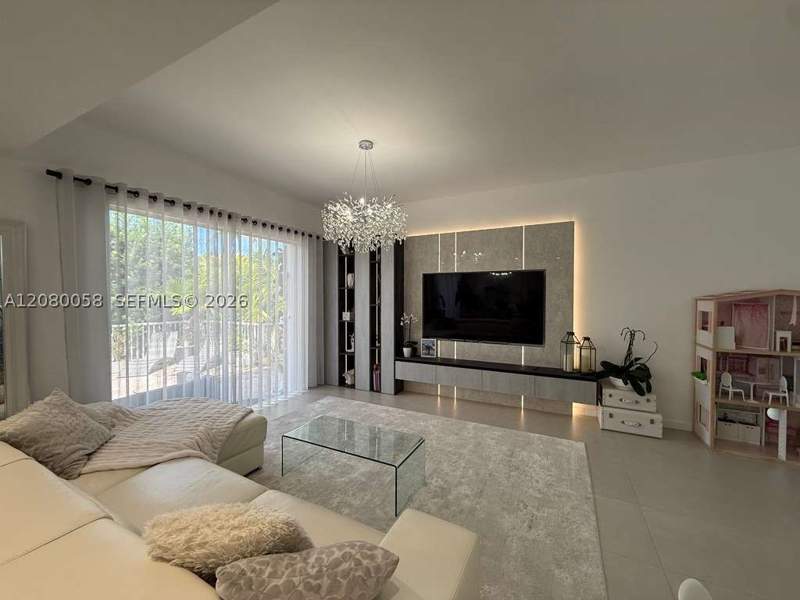 3 bedroom SingleFamilyResidence at 3123 NE 210th St, Aventura Lakes - Phase II, Aventura — photo 3