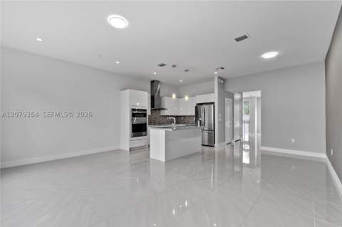 10517 NW 66th St, Doral FL - photo 10 of 42