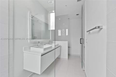 10517 NW 66th St, Doral FL - photo 22 of 42