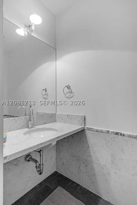 201 Aqua Ave Ph4, Miami Beach FL - photo 16 of 23