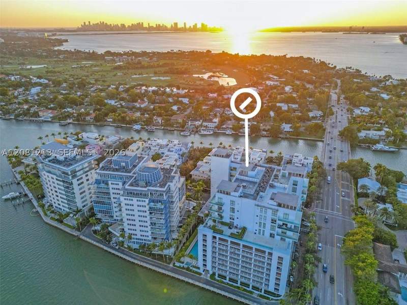2 bedroom Condominium at 201 Aqua Ave Ph4, Chatham At Aqua Condo, Miami Beach — photo 2