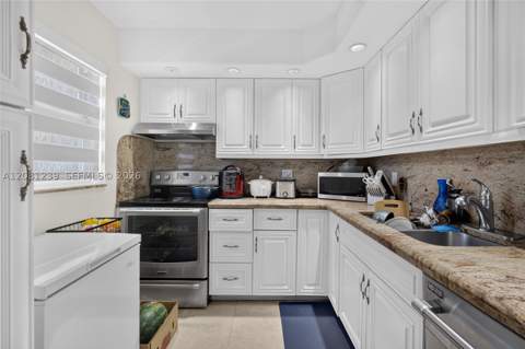 7787 SW 86th St E-409, Miami FL - photo 7 of 33