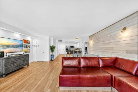 2301 Collins Ave 714, Miami Beach FL - photo 14 of 23