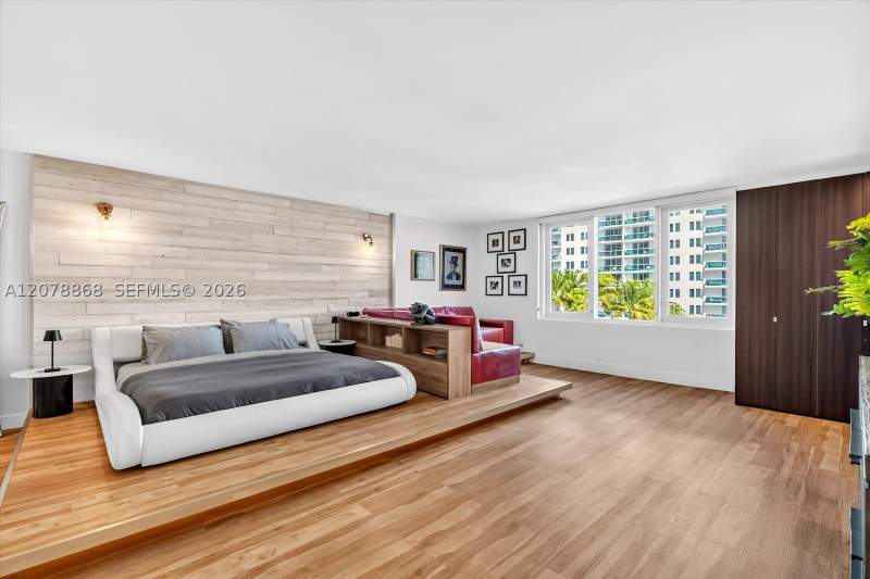 0 bedroom Condominium at 2301 Collins Ave 714, Roney Palace Condo, Miami Beach — photo 5