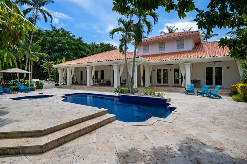 6 bedroom SingleFamilyResidence at 6235 Rolling Road Dr, Ridgeline Estates, Pinecrest — photo 2