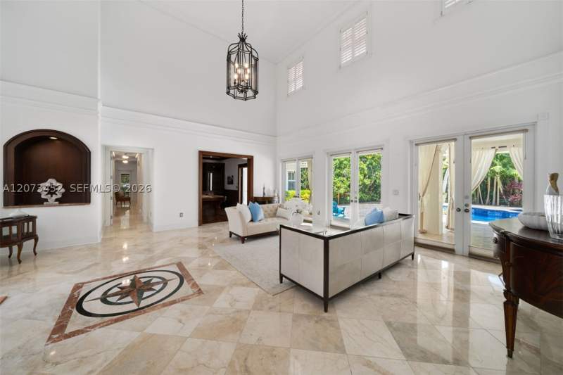 6 bedroom SingleFamilyResidence at 6235 Rolling Road Dr, Ridgeline Estates, Pinecrest — photo 5