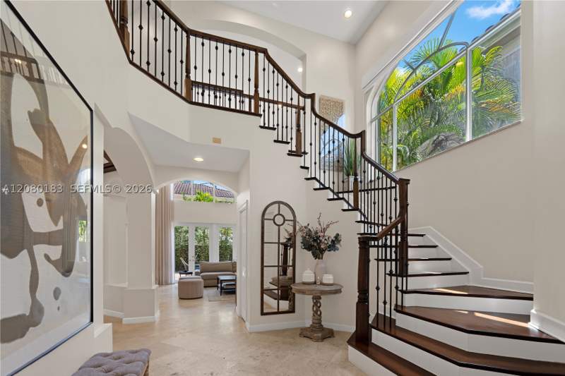 5 bedroom SingleFamilyResidence at 19473 38th Ct, Golden Gate Estates & Mar, Sunny Isles Beach — photo 4