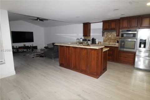 21340 SW 94th Ave, Cutler Bay FL - photo 11 of 17