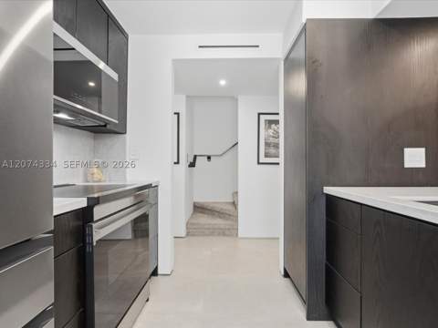 2945 Bridgeport Ave E, Coconut Grove FL - photo 13 of 42