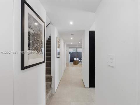 2945 Bridgeport Ave E, Coconut Grove FL - photo 8 of 42