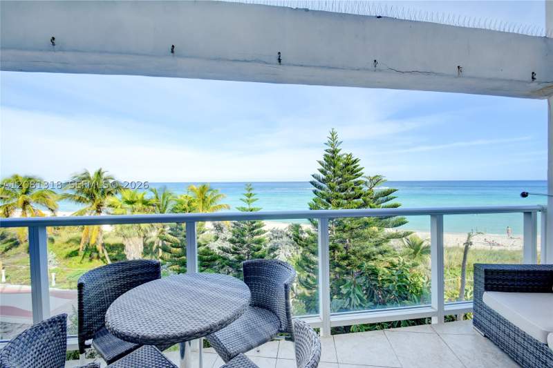 2 bedroom Townhouse at 5445 Collins Ave P2, Castle Beach Club Condo, Miami Beach — photo 3