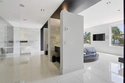1330 Ocean Dr 3CA, Miami Beach FL - photo 12 of 39