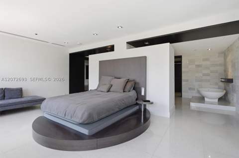 1330 Ocean Dr 3CA, Miami Beach FL - photo 16 of 39