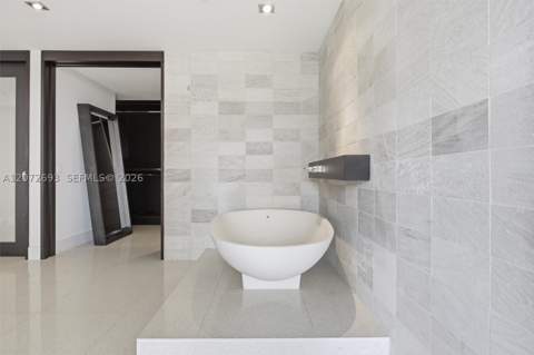 1330 Ocean Dr 3CA, Miami Beach FL - photo 17 of 39