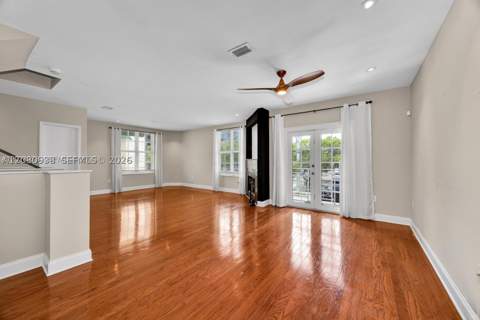 5801 SW 74th Ter 3, South Miami FL - photo 7 of 29
