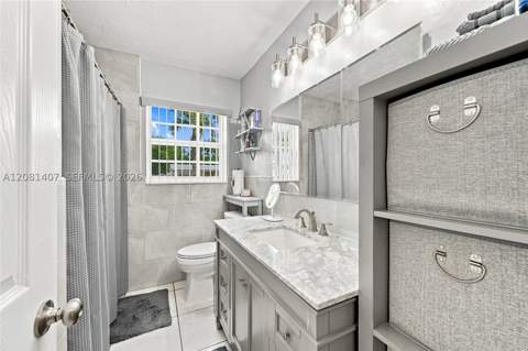 4470 NW 171st Ter, Miami Gardens FL - photo 17 of 37
