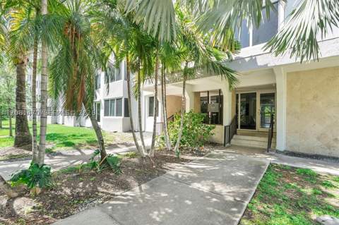 250 180th Dr 158, Sunny Isles Beach FL - photo 14 of 16