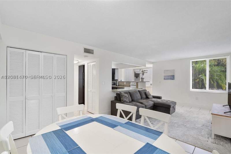 2 bedroom Condominium at 250 180th Dr 158, Caribbean Breeze Condo, Sunny Isles Beach — photo 3