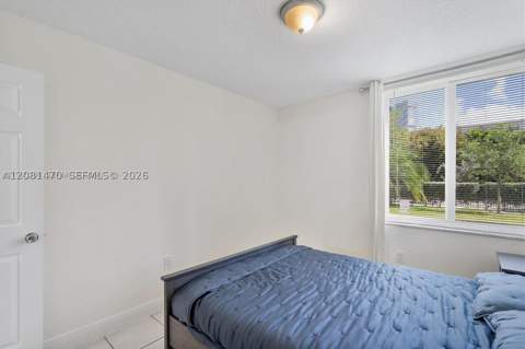 250 180th Dr 158, Sunny Isles Beach FL - photo 9 of 16