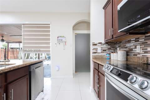 11828 SW 253rd St, Homestead FL - photo 10 of 56