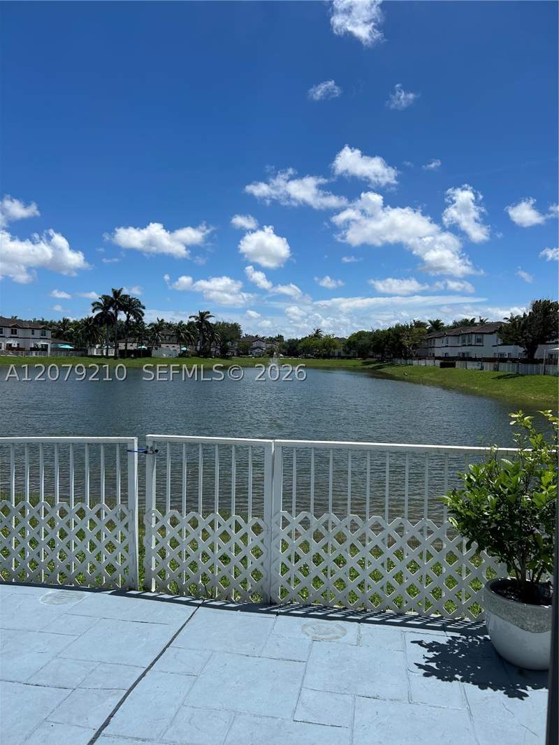 3 bedroom Townhouse at 11520 NW 79th Ln, Doral Isles North Sec Two, Doral — photo 3