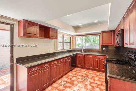 7828 SW 118th Ct, Miami FL - photo 13 of 29