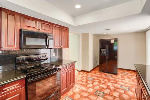 7828 SW 118th Ct, Miami FL - photo 15 of 29