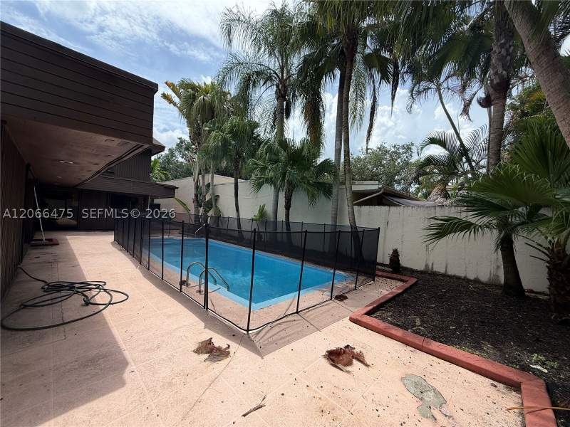 3 bedroom SingleFamilyResidence at 7828 SW 118th Ct, Hidden Oaks, Miami — photo 5