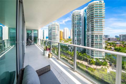 300 Sunny Isles Blvd 4-1208, Sunny Isles Beach FL - photo 10 of 29