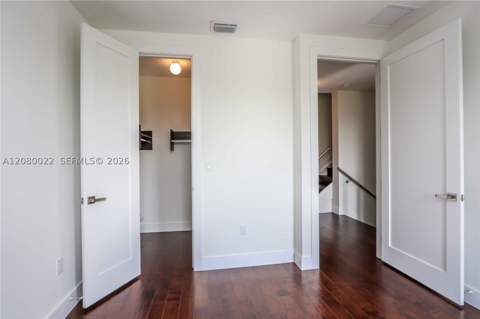 9123 NW 33rd St, Doral FL - photo 8 of 37
