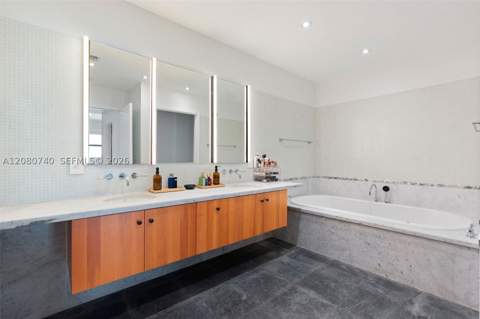 6103 Aqua Ave 702, Miami Beach FL - photo 23 of 45