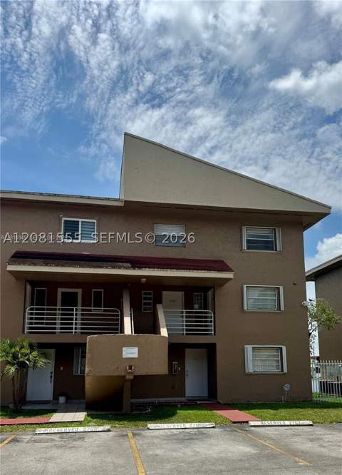 2778 W 60th St 45, Hialeah FL - photo 9 of 9
