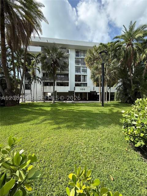 100 Ocean Lane Dr 303, Key Biscayne FL - photo 15 of 17