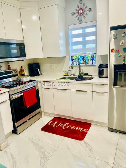 3057 SW 14th St, Miami FL - photo 8 of 11