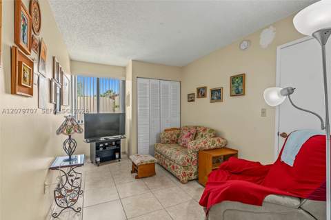 10300 NW 9th St Cir 203, Miami FL - photo 11 of 28