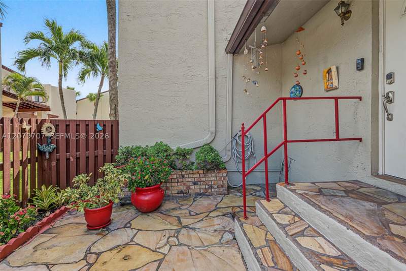 3 bedroom Condominium at 10300 NW 9th St Cir 203, Indian Lk Village Phase 1, Miami — photo 4