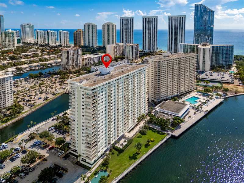 1 bedroom Condominium at 500 Bayview Dr 825, Arlen House West Condo, Sunny Isles Beach — photo 1