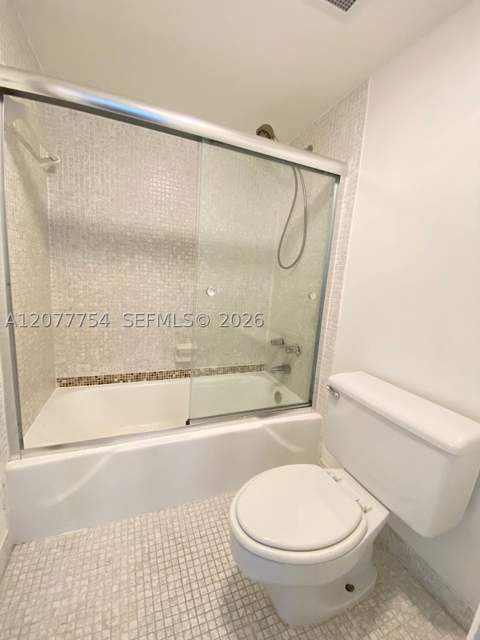 500 Bayview Dr 825, Sunny Isles Beach FL - photo 20 of 32