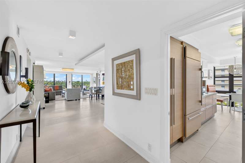 3 bedroom Condominium at 5500 Collins Ave 702, Towerhouse Condo, Miami Beach — photo 1