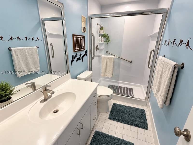 3 bedroom Condominium at 14125 SW 66th St F4, Lake Village Condo, Miami — photo 2