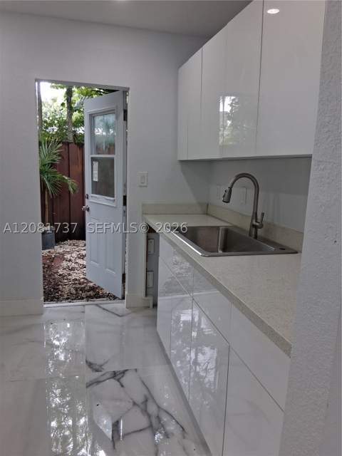 1535 NE 139 St, North Miami FL - photo 8 of 13