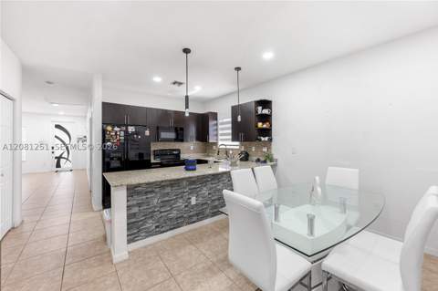 13142 SW 255th Ter, Homestead FL - photo 10 of 48