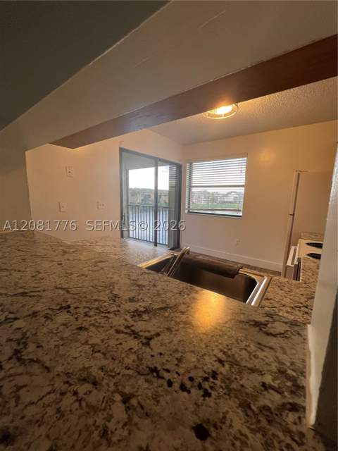 950 Constitution Dr 950H, Homestead FL - photo 10 of 34