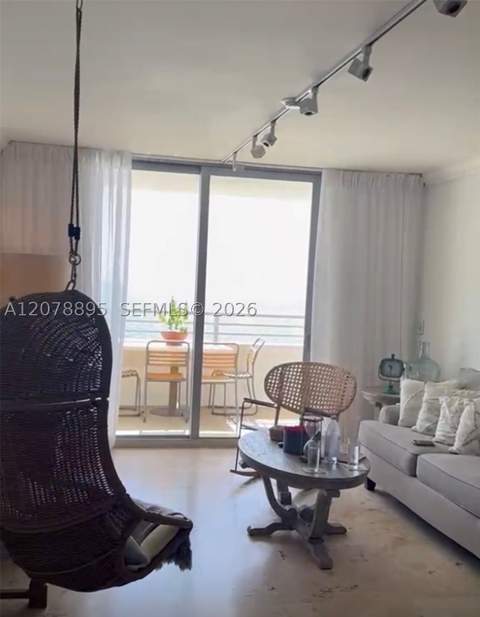 5555 Collins Ave 10G, Miami Beach FL - photo 6 of 22
