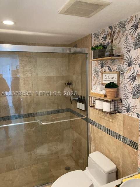 5555 Collins Ave 10G, Miami Beach FL - photo 9 of 22