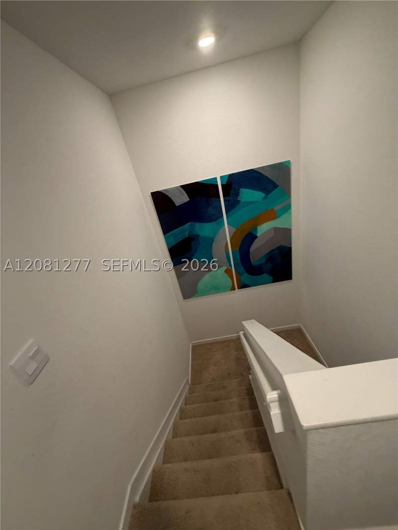 4 bedroom Townhouse at 1281 NE 3rd Ave, Miami Land And Developmen, Florida City — photo 4