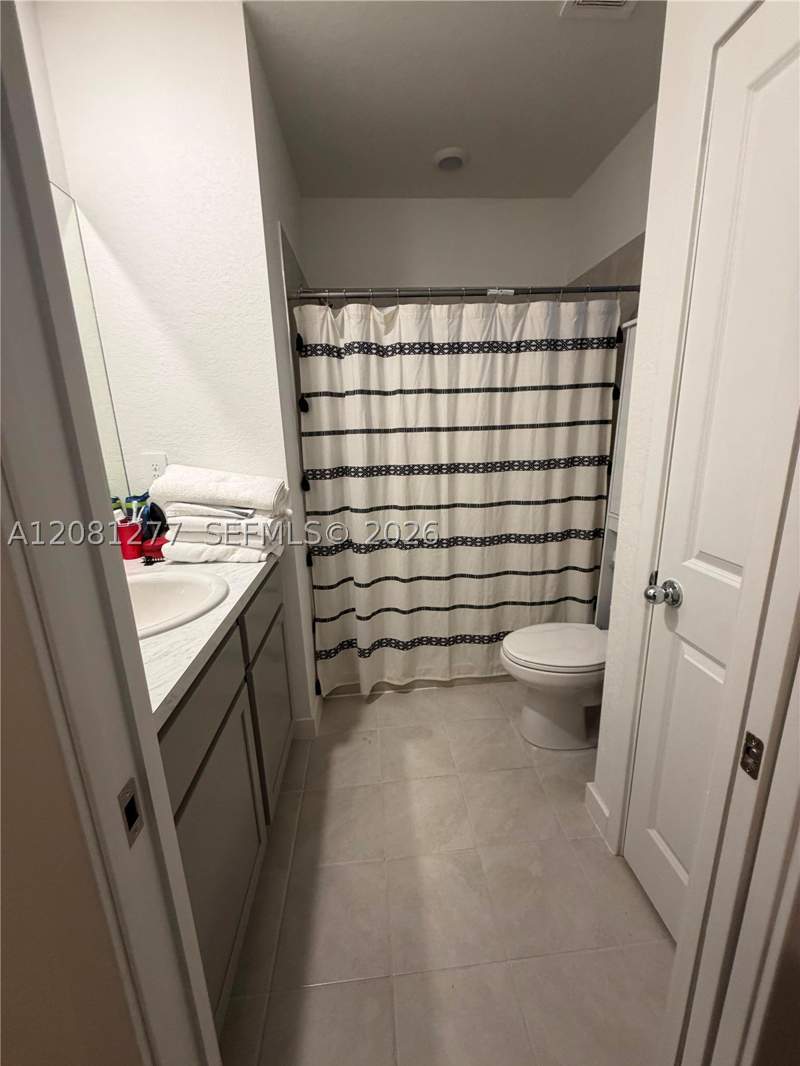 4 bedroom Townhouse at 1281 NE 3rd Ave, Miami Land And Developmen, Florida City — photo 5