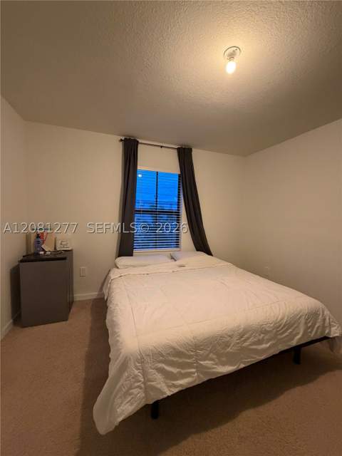1281 NE 3rd Ave, Florida City FL - photo 6 of 9
